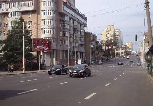 Призма 6x3,  Горького ул. - Тверская ул.
